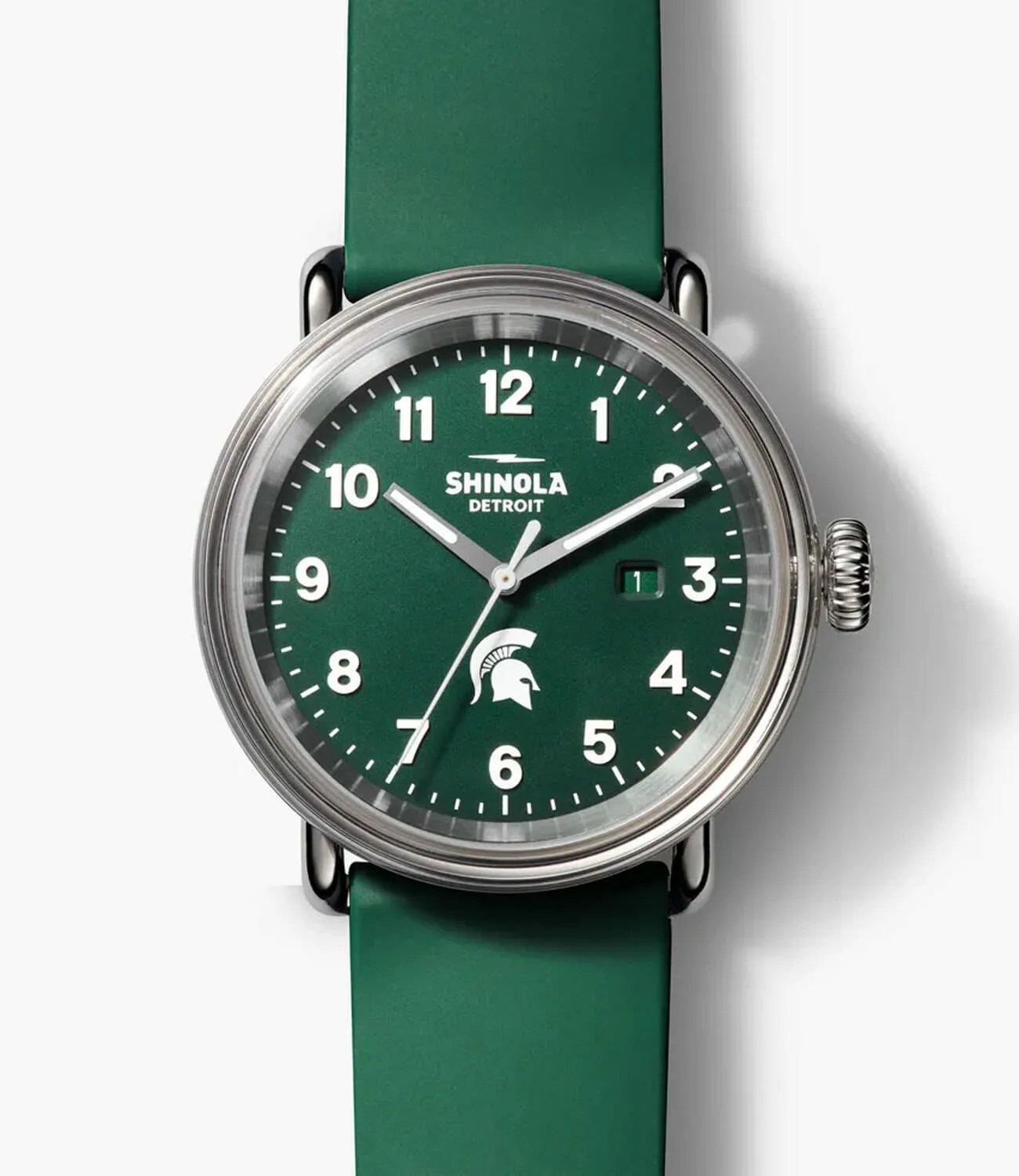 These-Are-the-Watches-Were-Obsessing-Over-March-2020-gear-patrol-Shinola-The-Spartan-Detrola-43MM