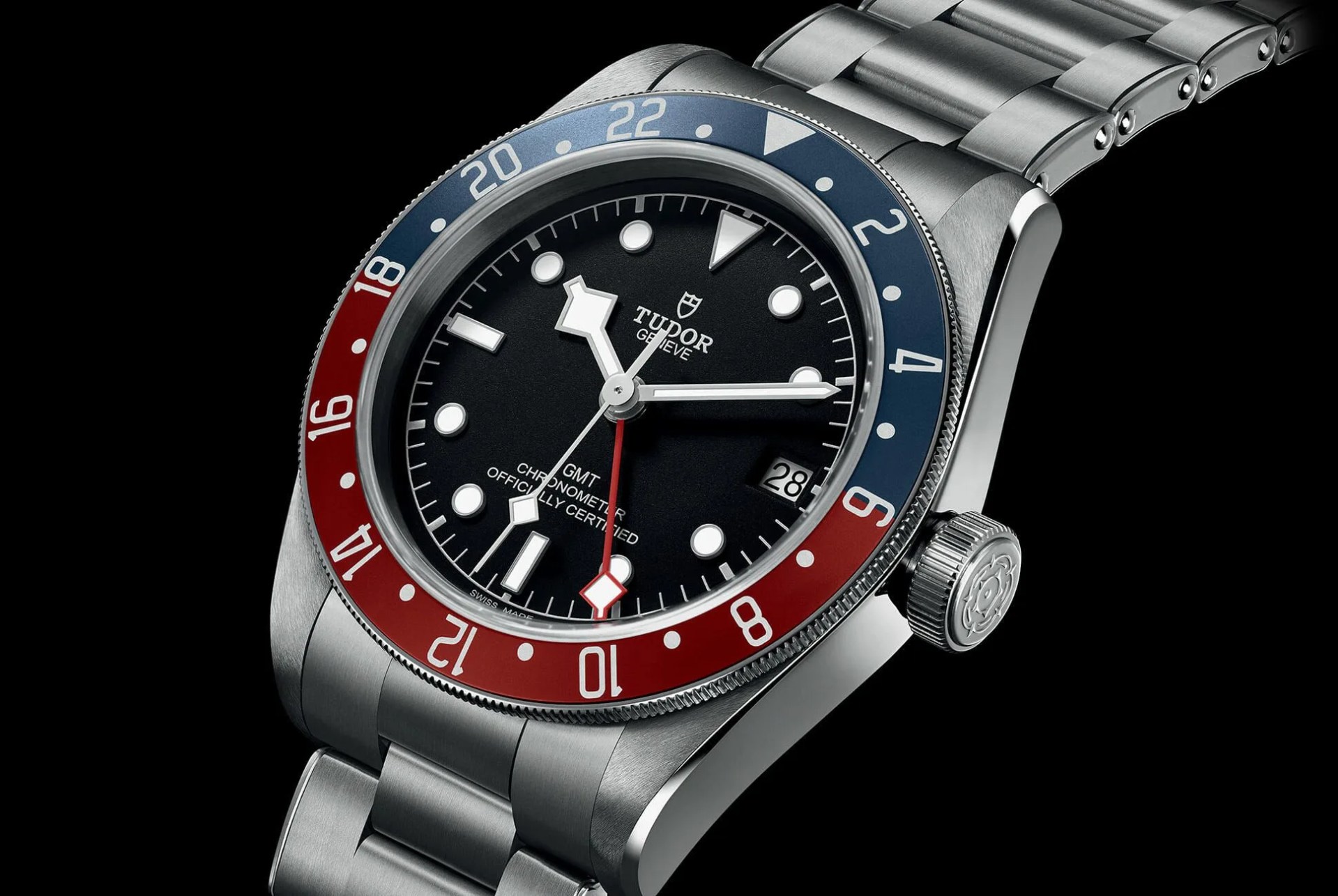 These-Are-the-Watches-Were-Obsessing-Over-March-2020-gear-patrol-lead-full