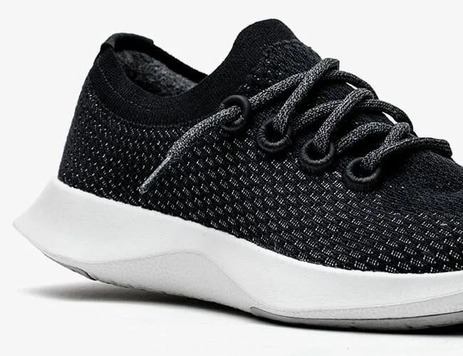 Allbirds-Dasher-Sneaker-gear-patrol-lead-feature