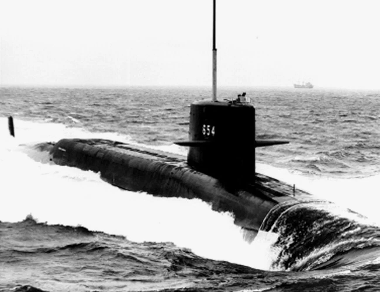 Beneath-the-Surface-Gear-Patrol-inline-1