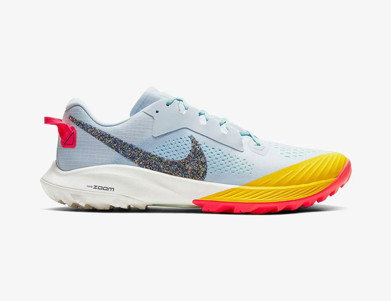 Best-Outdoors-Deals-4-27-gear-patrol-Nike-Air-Zoom-Kiger-Trail