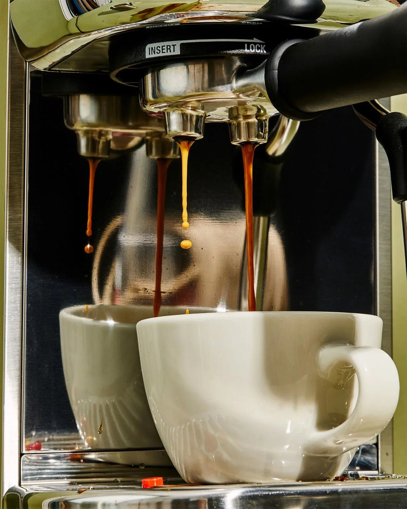 Breville-Bambino-Review-Gear-Patrol-inline-4