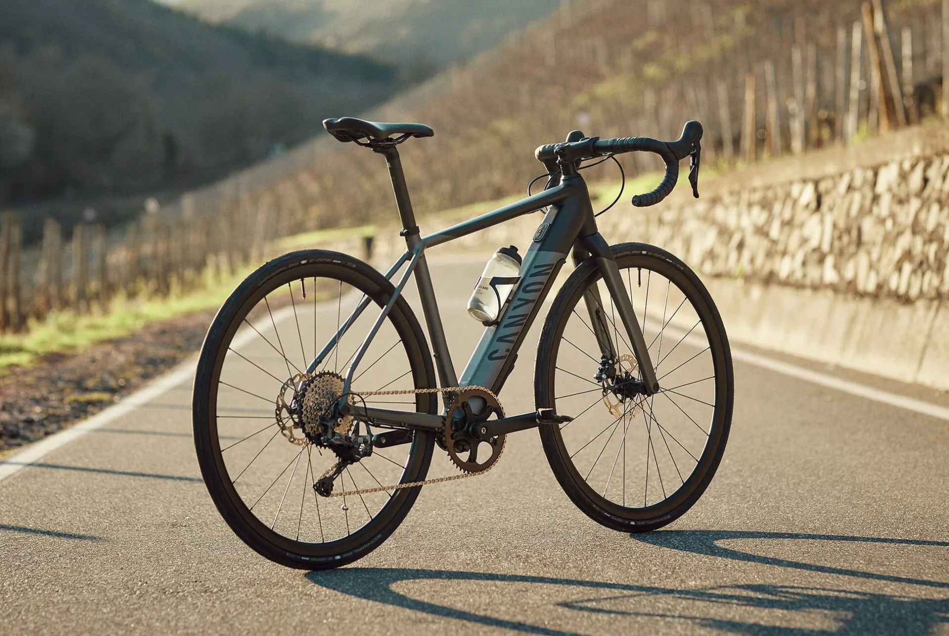 Canyon-Endurace-ON-E-Bike-gear-patrol-lead-full