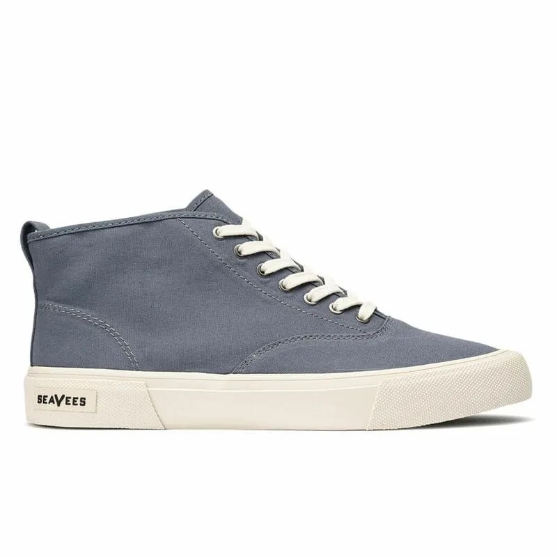 Deals-423-Gear-Patrol-Seavees