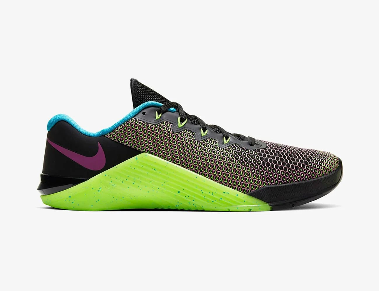 Fitness-Deals-Roundup-01-gear-patrol-Nike-Metcon