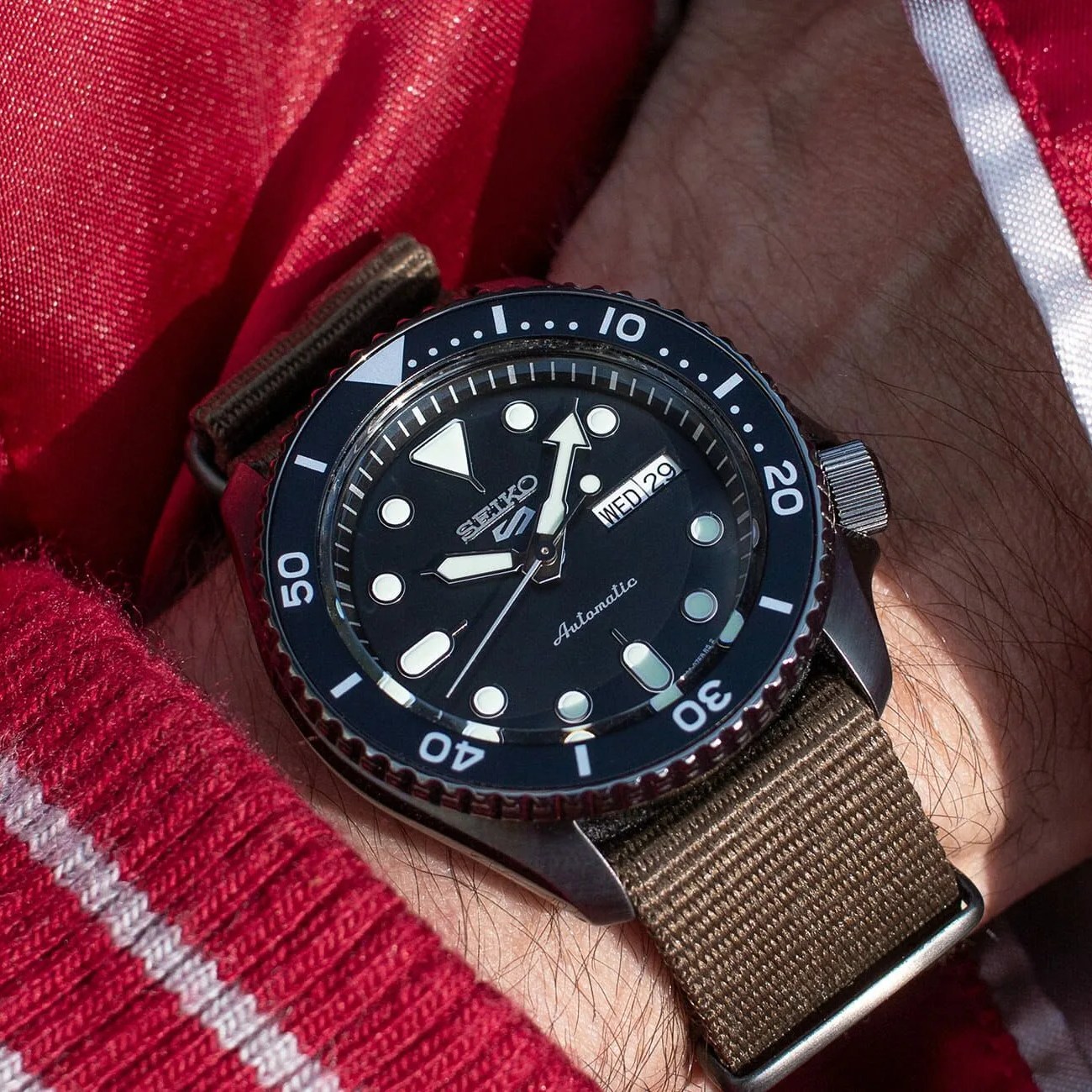 kind of obsessed seiko 5 gear patrol slide 5