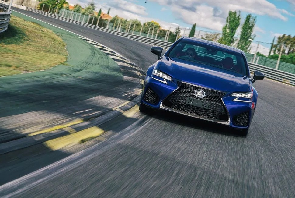 Lexus-GSF-Gear-Patrol-Slide-2