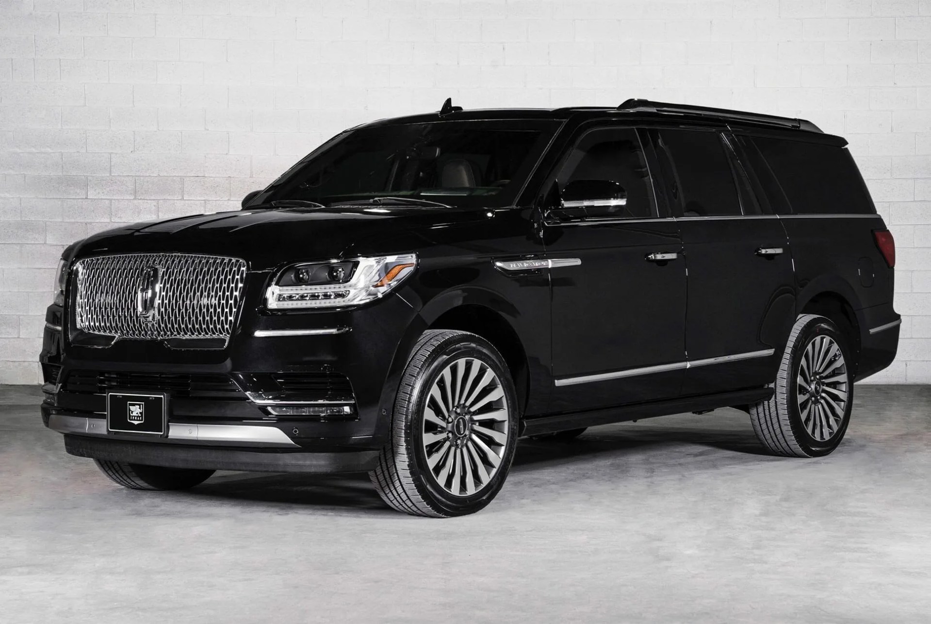 Lincoln-Navigator-Gear-Patrol-lead-full