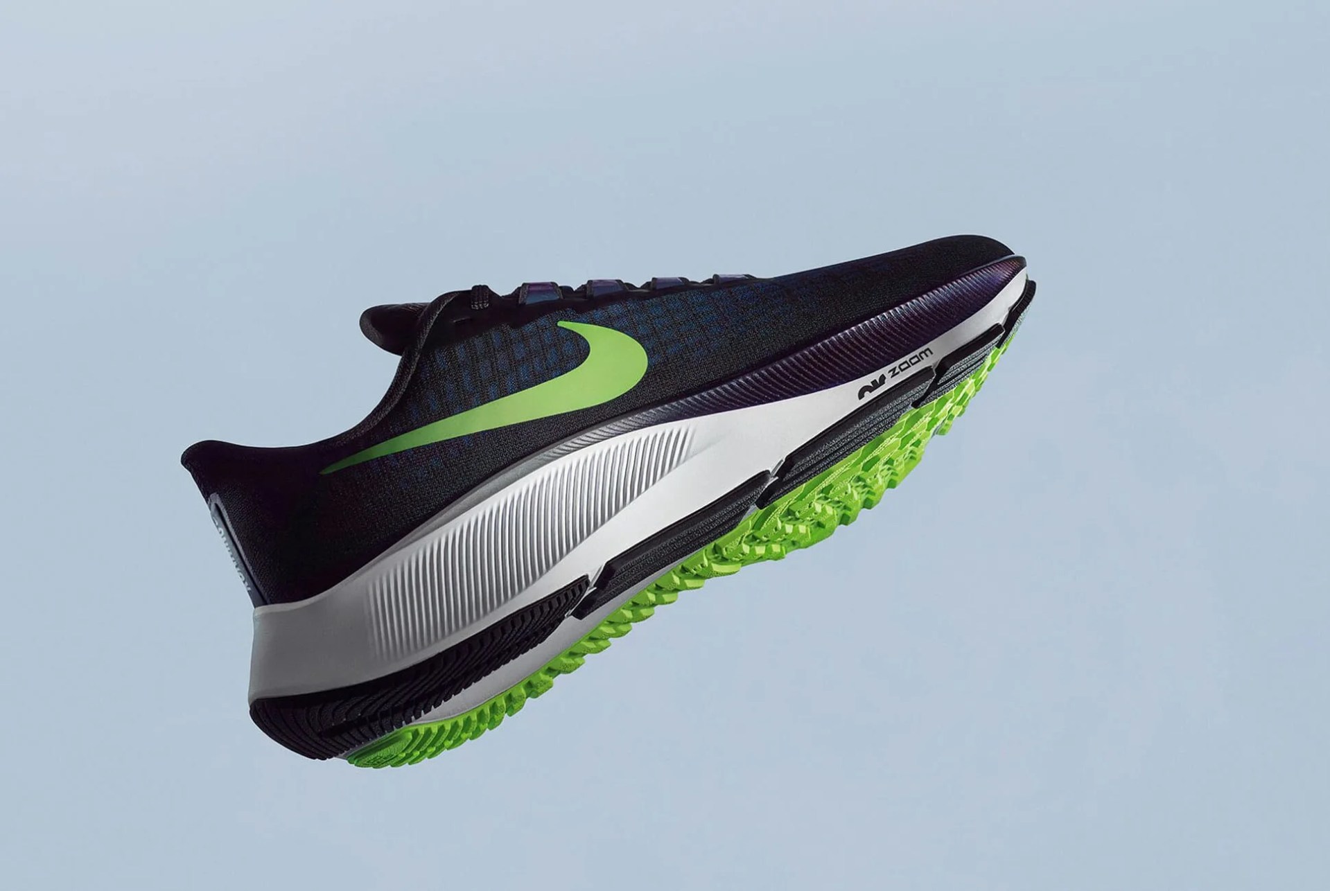Nike-Peg-37-Gear-Patrol-Lead-Full