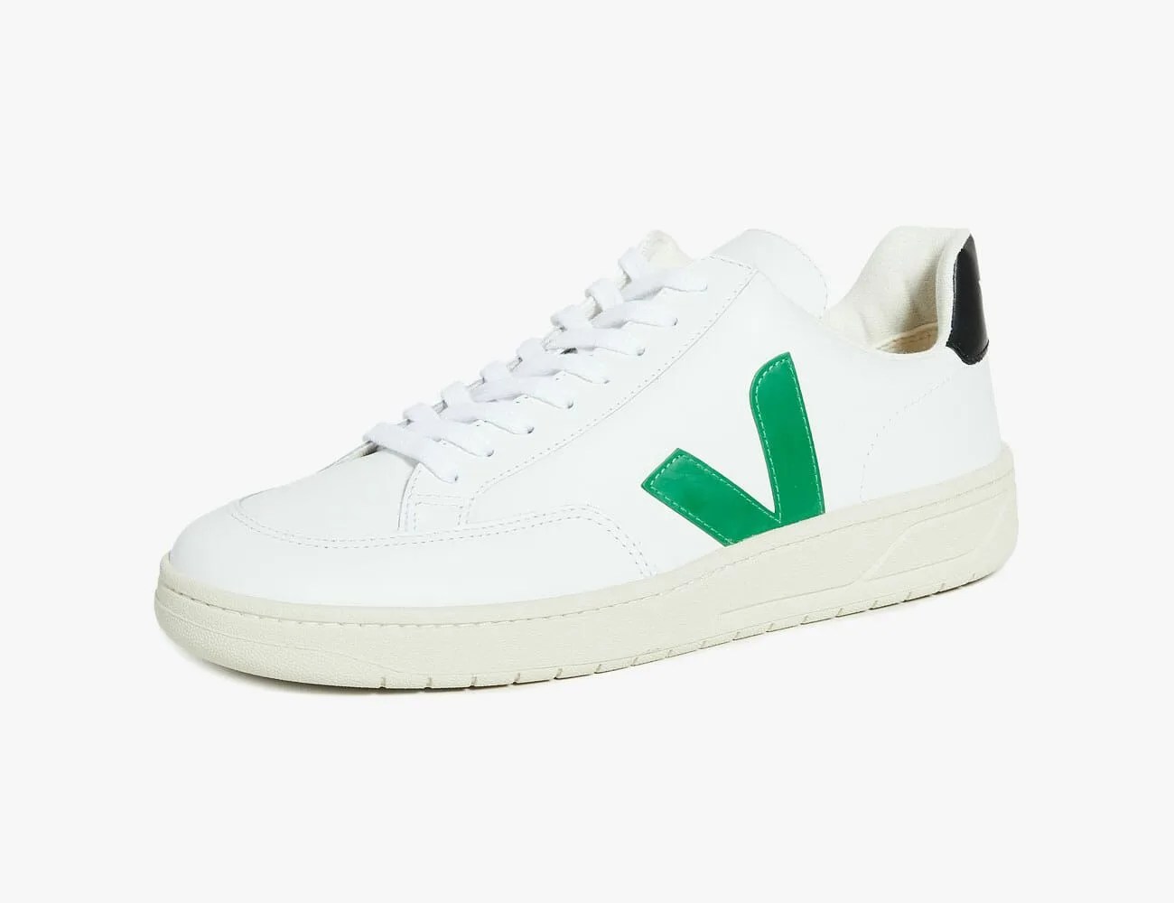 Style-Deals-0422-Gear-Patrol-Veja