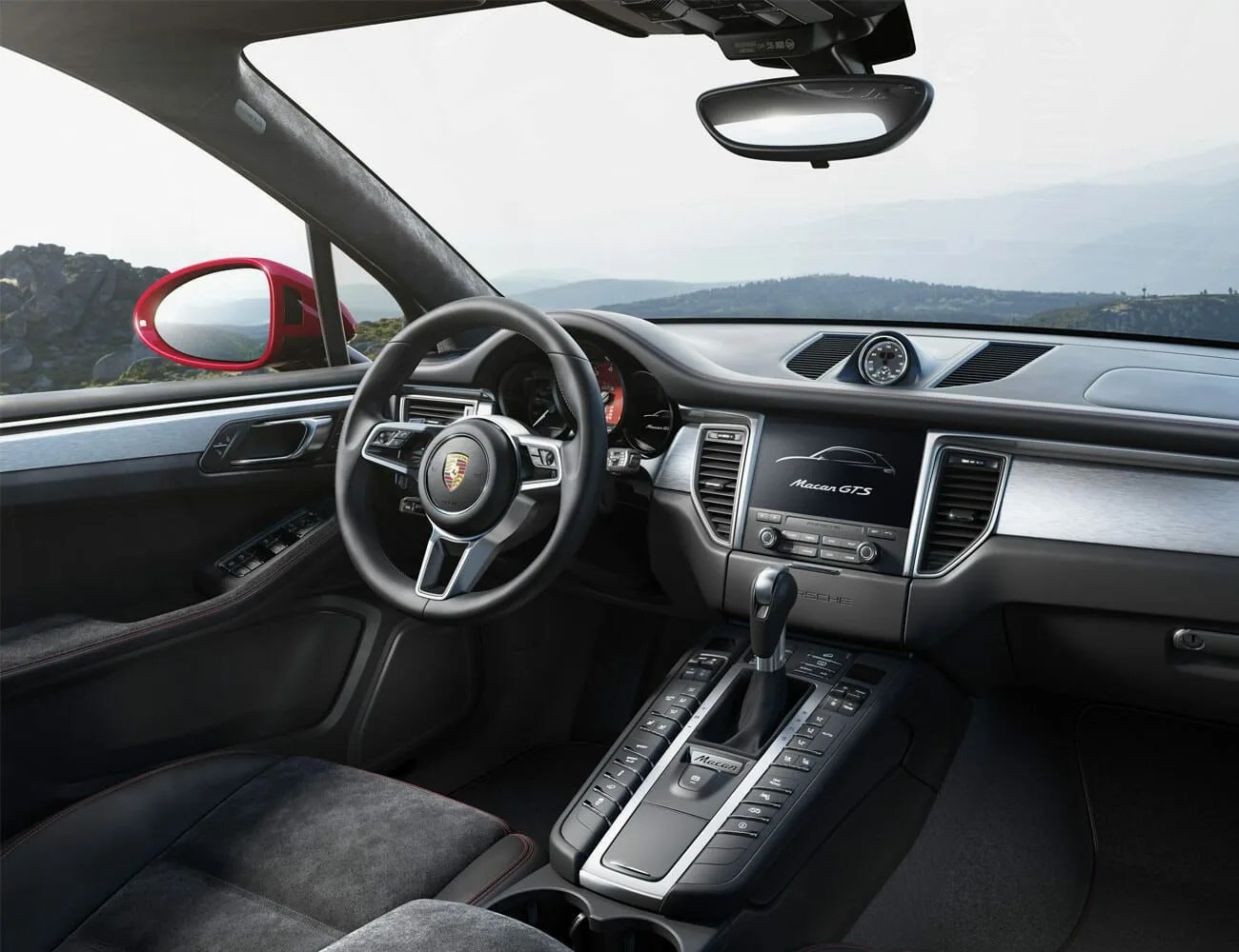 Used-Porsche-Macans-gear-patrol-ambiance-1