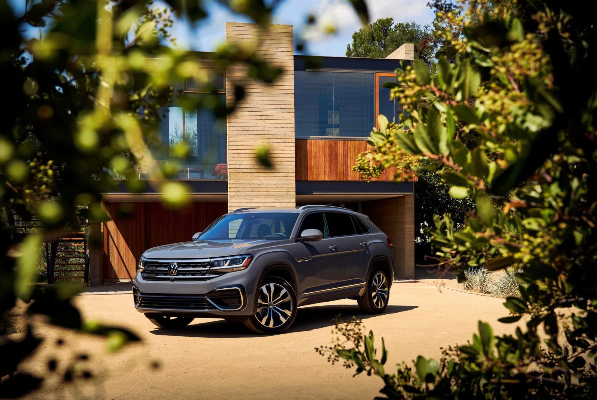 VW Atlas Cross Sport Gear Patrol 11