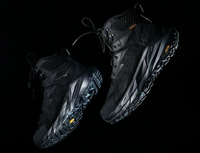 best-hiking-boots-2019-gear-patrol-Tecnica-feature