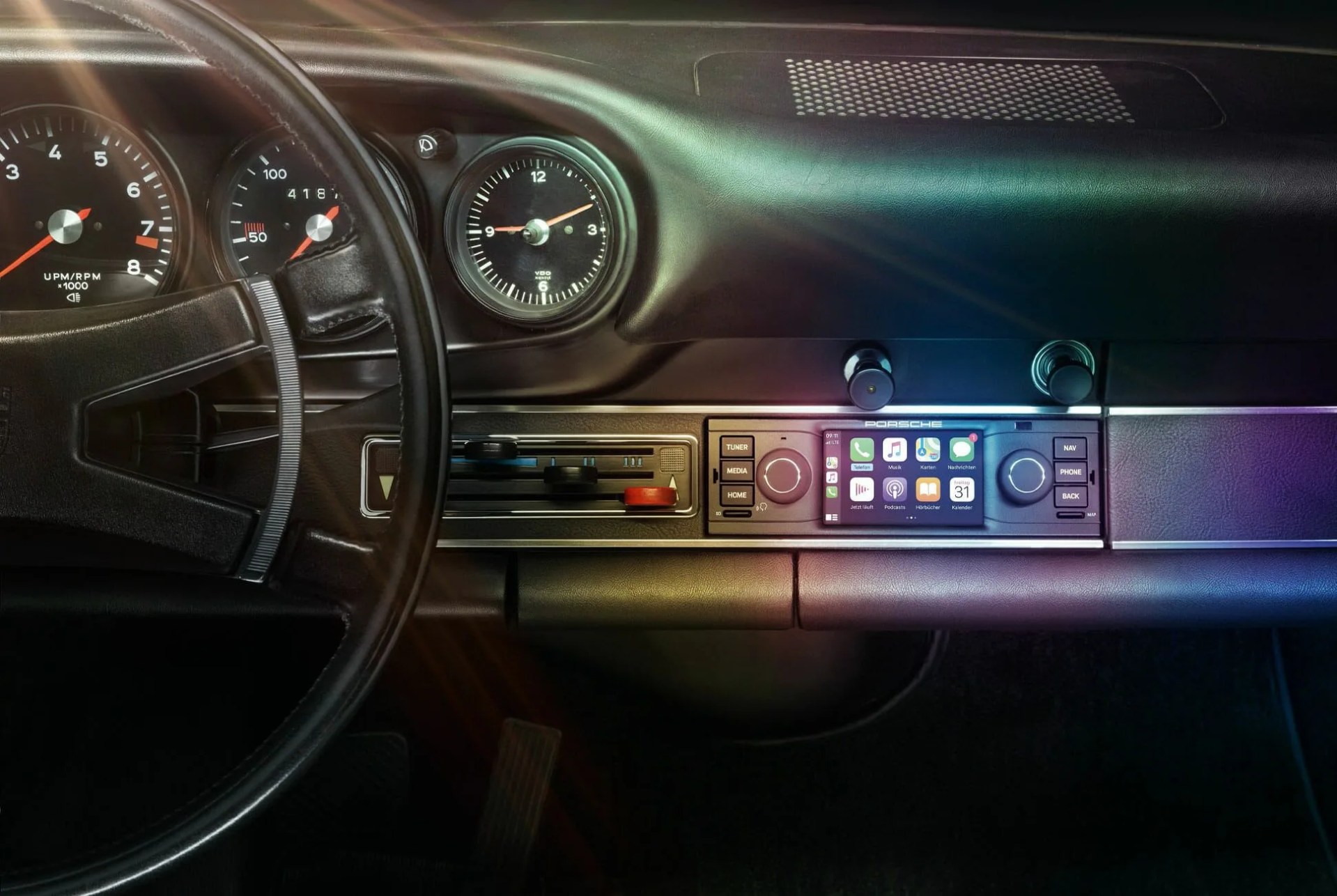 porsche-radio-gearpatrol-lead
