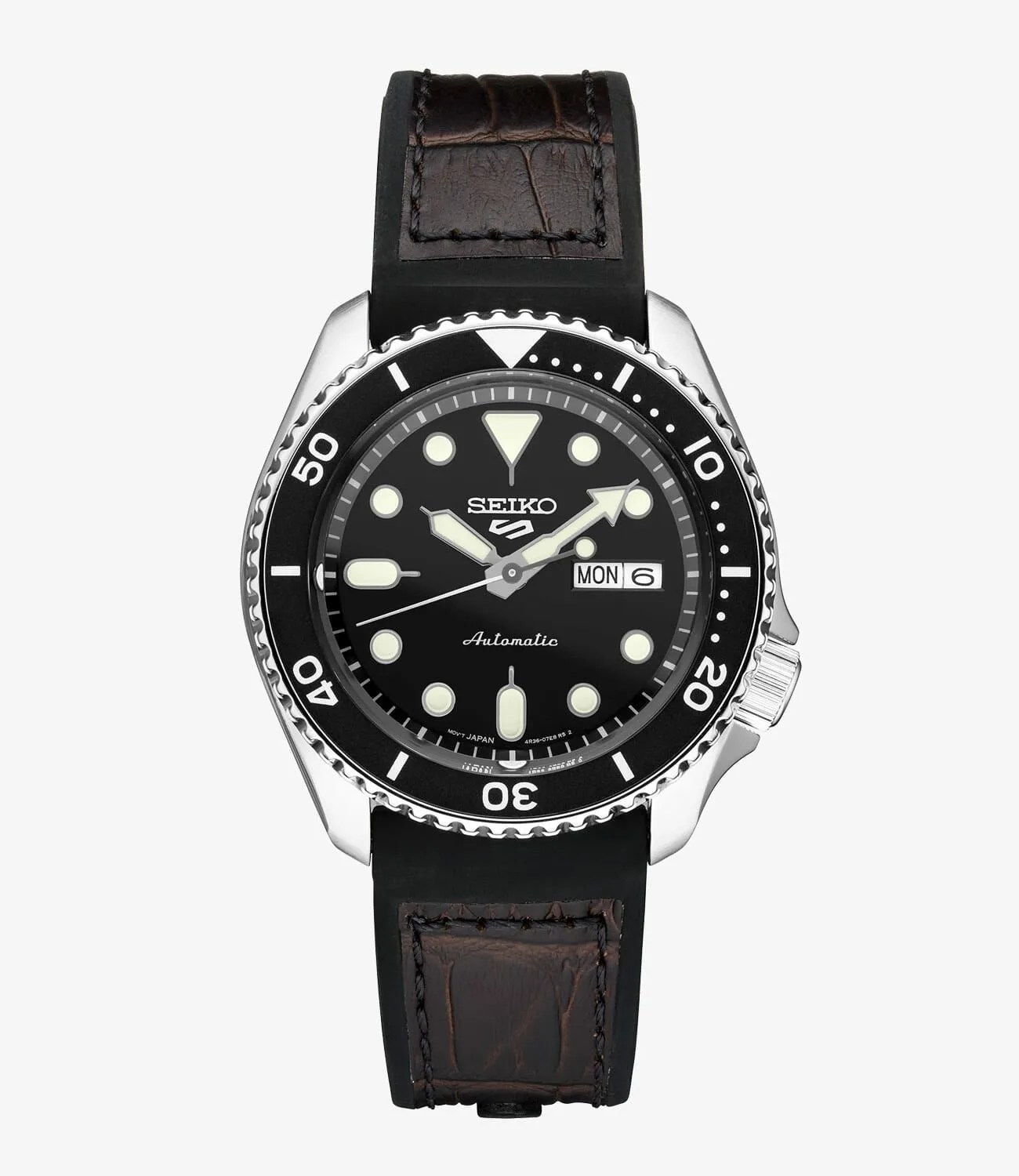 5-Budget-Watches-That-Look-Way-More-Expensive-gear-patrol-Seiko-5