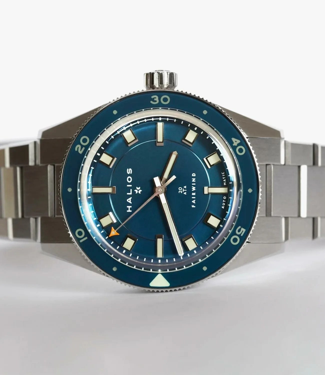 5 indie watches 2020 gear patrol halios