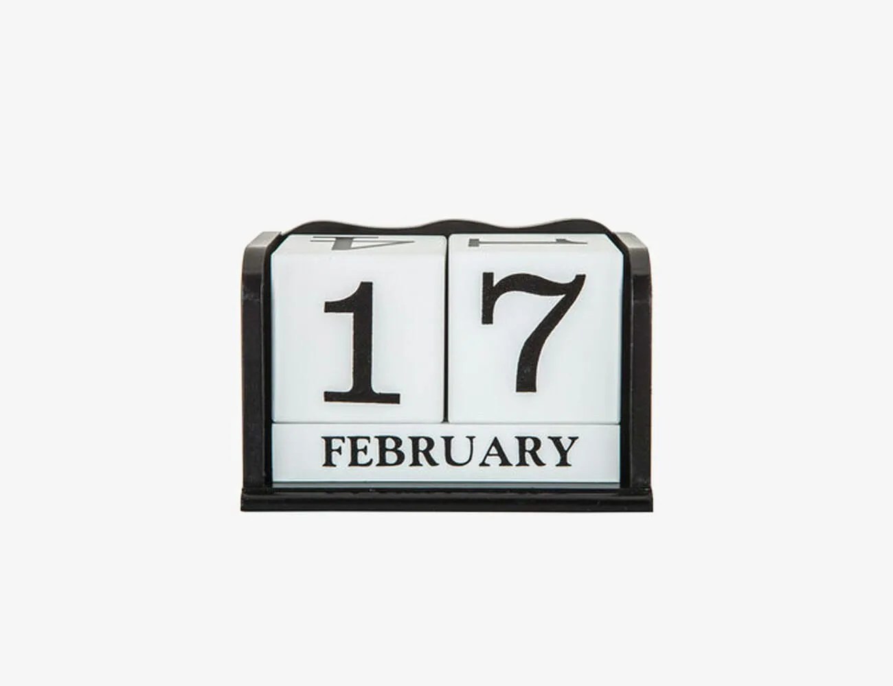 7-Calenders-gear-patrol-BW-Wood-Block