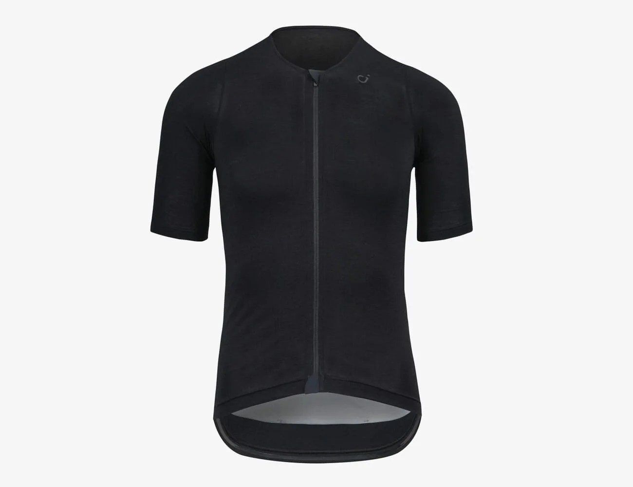 Best-New-Athletic-Gear-of-May-2020-gear-patrol-Velocio-Concept-Merino-Jersey