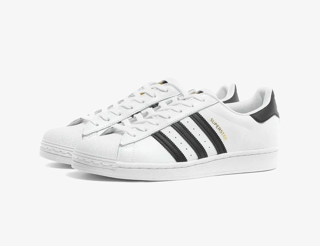 Best-Style-Deals-5-7-gear-patrol-Adidas