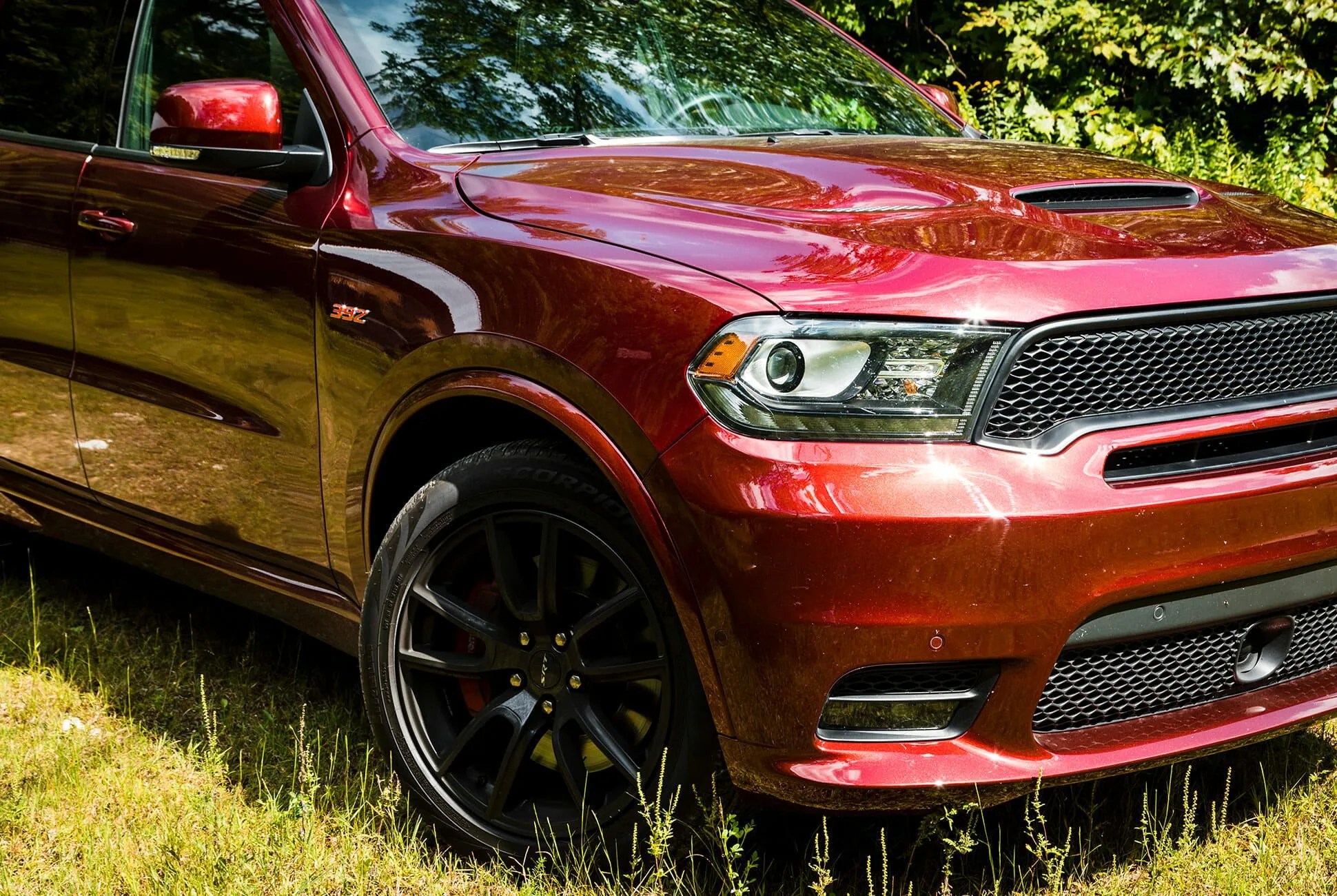 Durango-SRT-Gear-Patrol-Slide-4