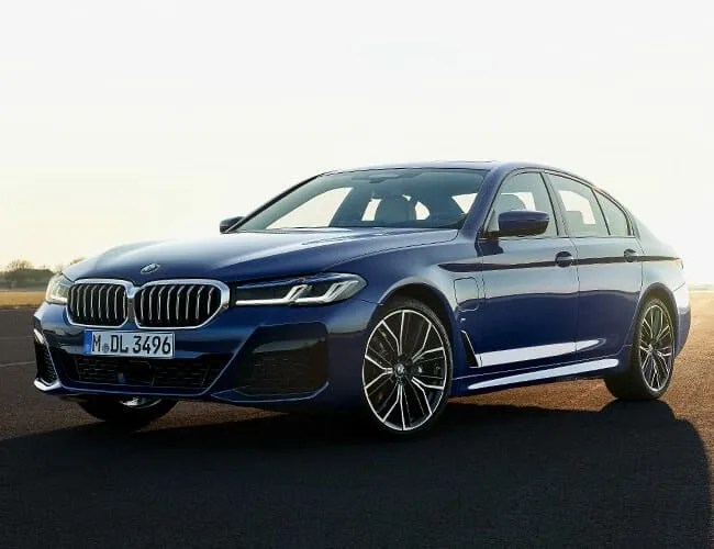 G30-BMW-530e-gear-patrol-lead-feature