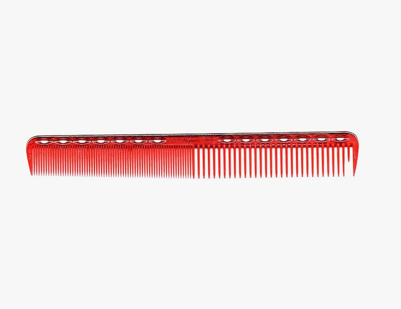 Home-Haircut-Gear-Patrol-Comb