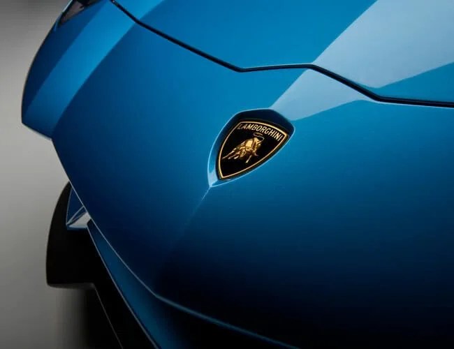 Lamborghini-Logo-Gear-Patrol-Lead-Featued
