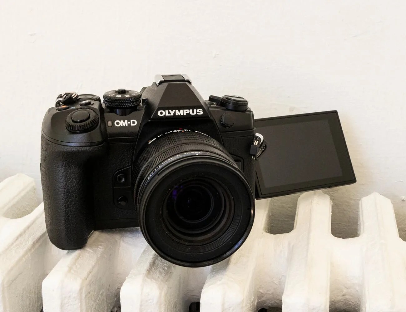 Olympus-OMD-EM1-III-Gear-Patrol-1
