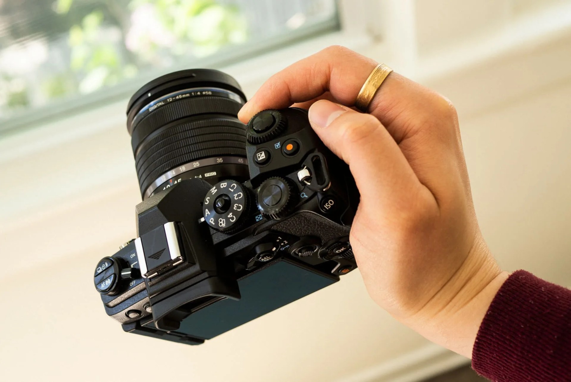 Olympus-OMD-EM1-III-Gear-Patrol-Lead-Full