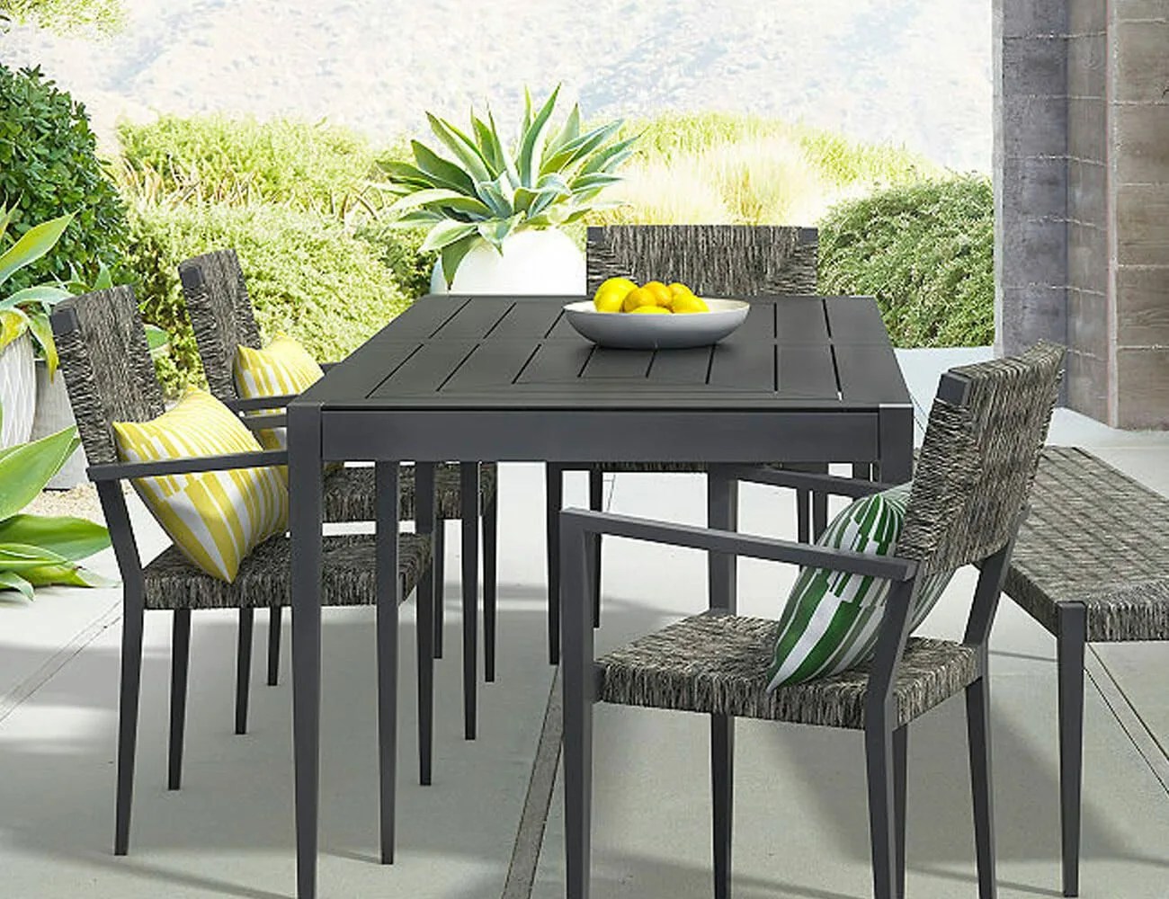 Outdoor-Furniture-5-20-gear-patrol-Crate-and-Barrel