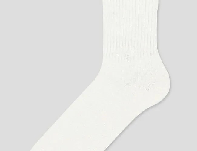 Staff-Socks-Gear-Patrol-Uniqlo
