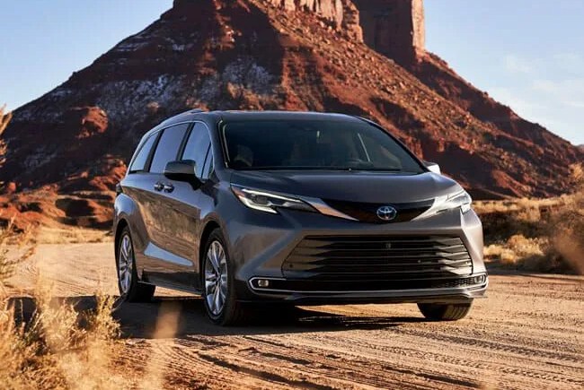 toyota sienna 2021 gear patrol lead featured