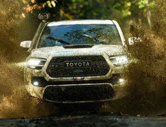 2020-Toyota-Tacoma-gear-patrol-lead-feature