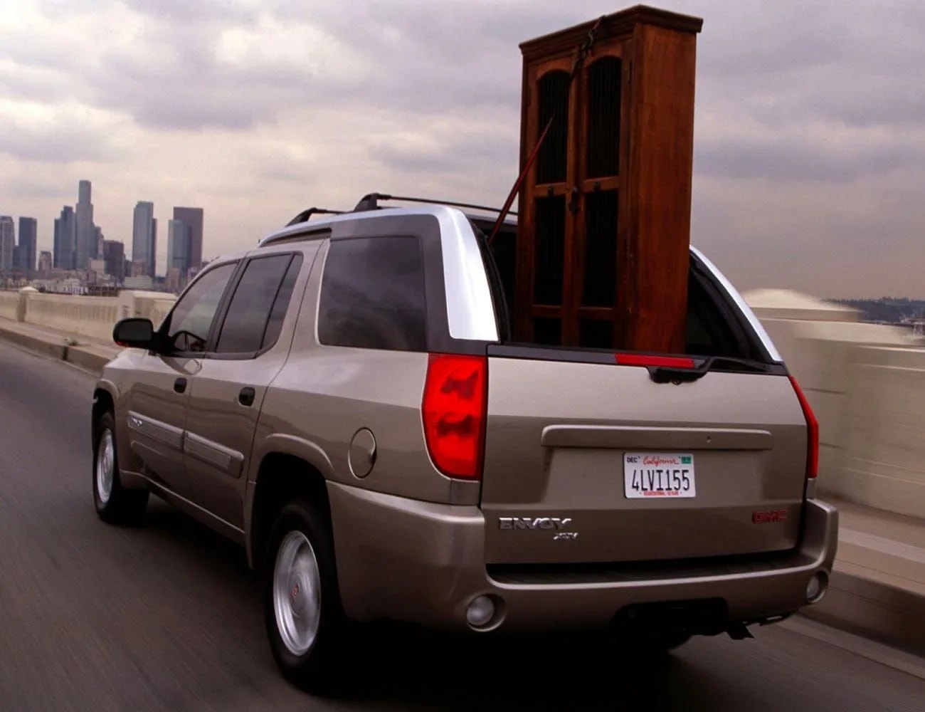 6-Weird-GM-Cars-gear-patrol-GMC-Envoy-XUV