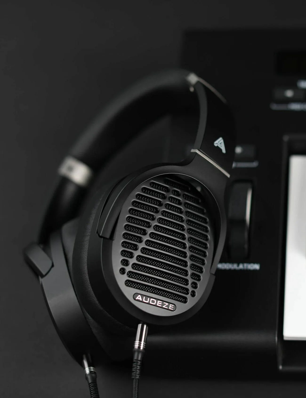 Audeze-LCD-1-Gear-Patrol-Amb-1