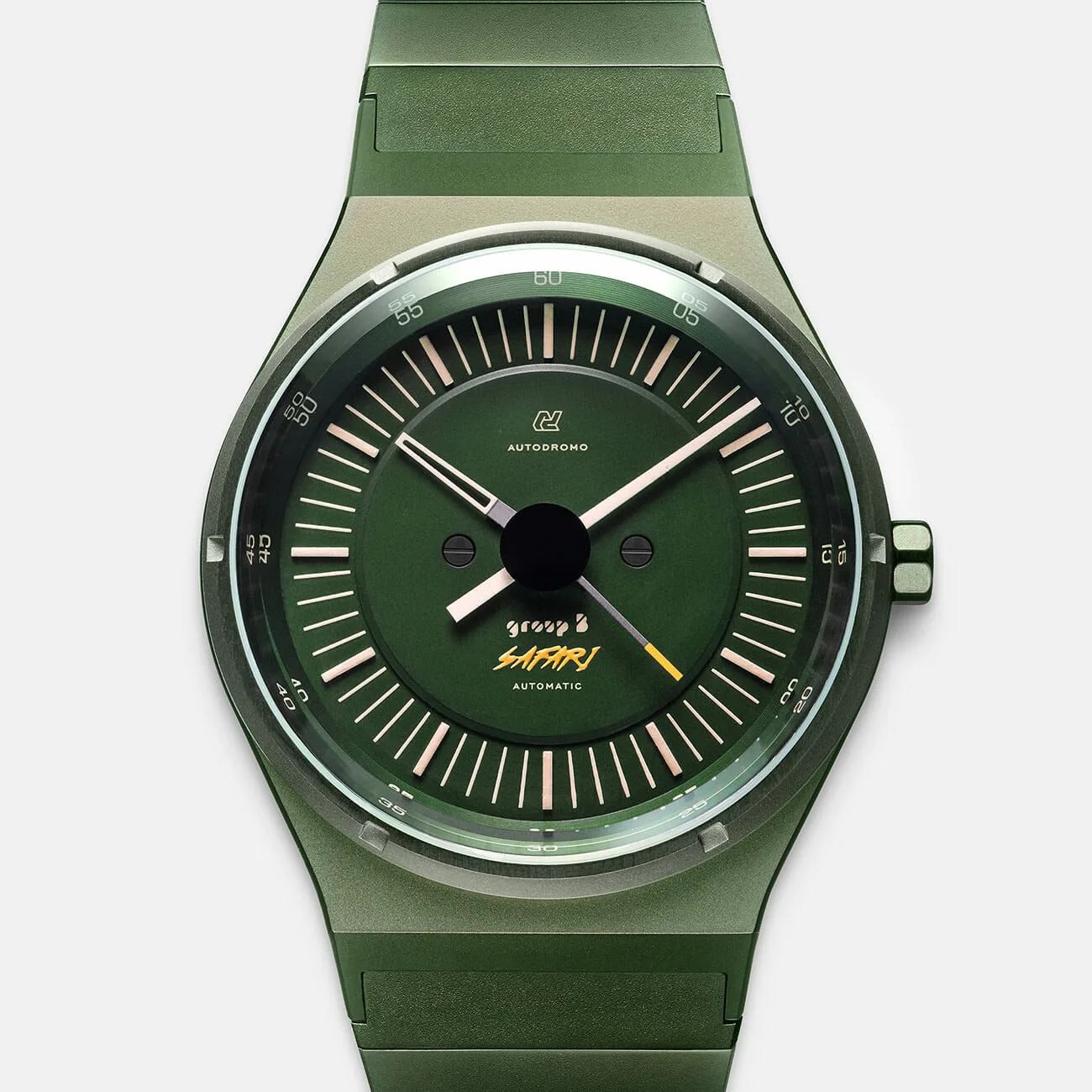 Autodromo-GG-Gear-Patrol