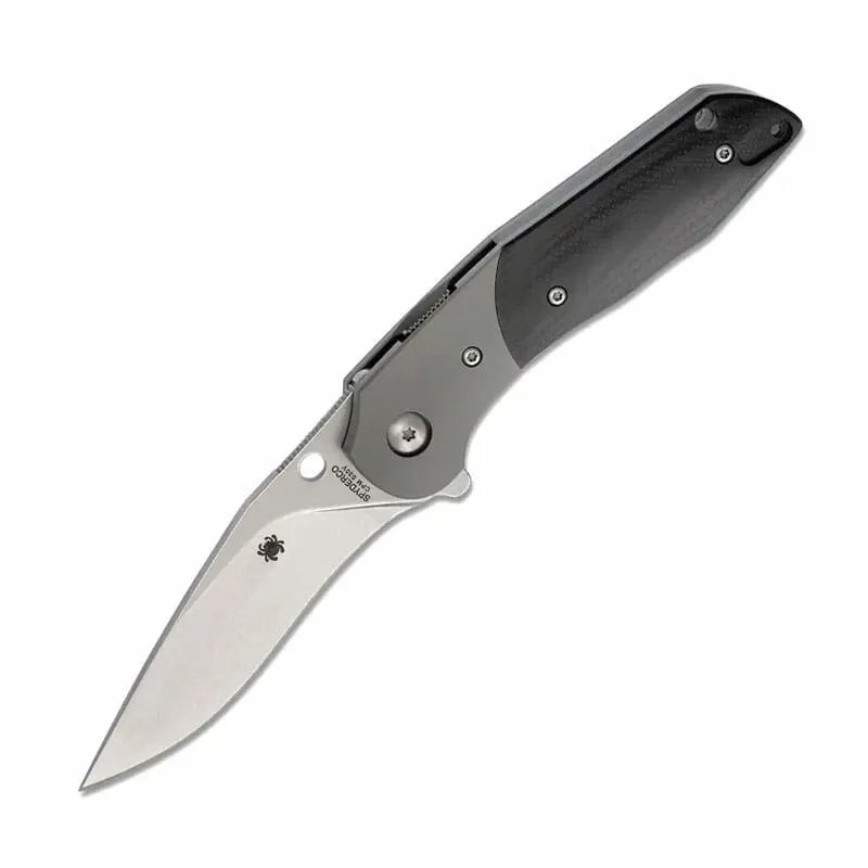 Deals-Not-to-Miss-6-5-gear-patrol-Spyderco