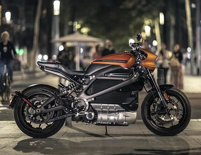 Harley-Davidson-LiveWire-Review-gear-patrol-lead-feature
