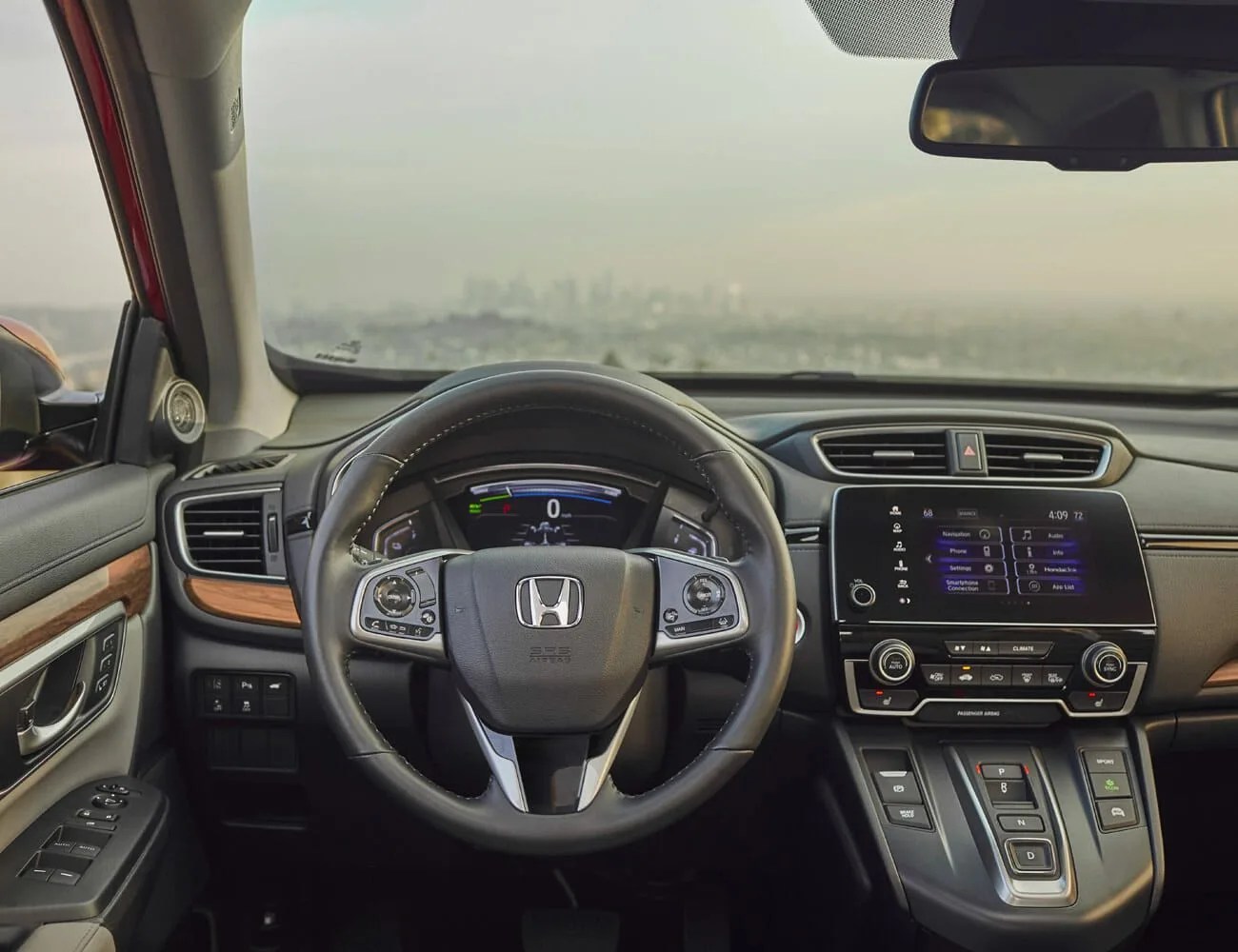 Honda-CRV-Hybrid-Review-gear-patrol-ambiance-1