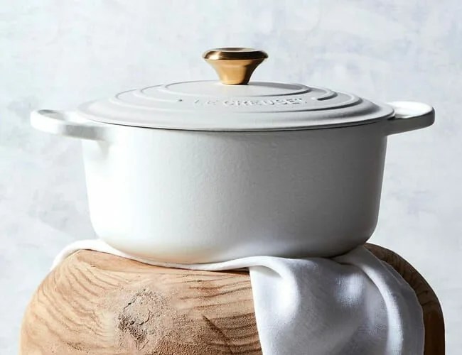 Le-Creuset-Signature-Round-Dutch-Oven-gear-patrol-lead-feature