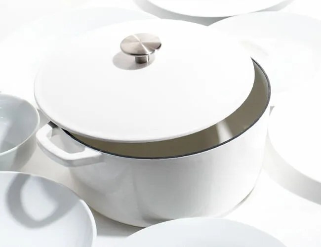 Milo-Dutch-Oven-Review-Gear-Patrol-Lead-Featured