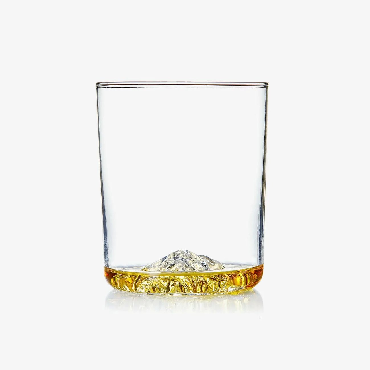 Peaks-Glass-GG-Gear-Patrol