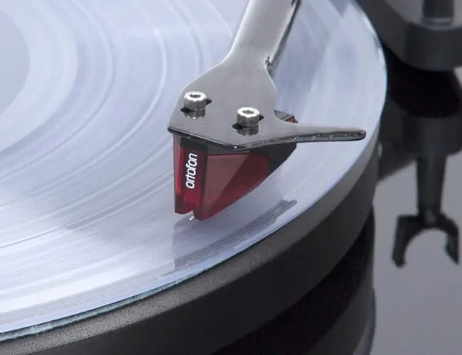 The-Case-Against-Buying-Turntables-gear-patrol-lead-feature