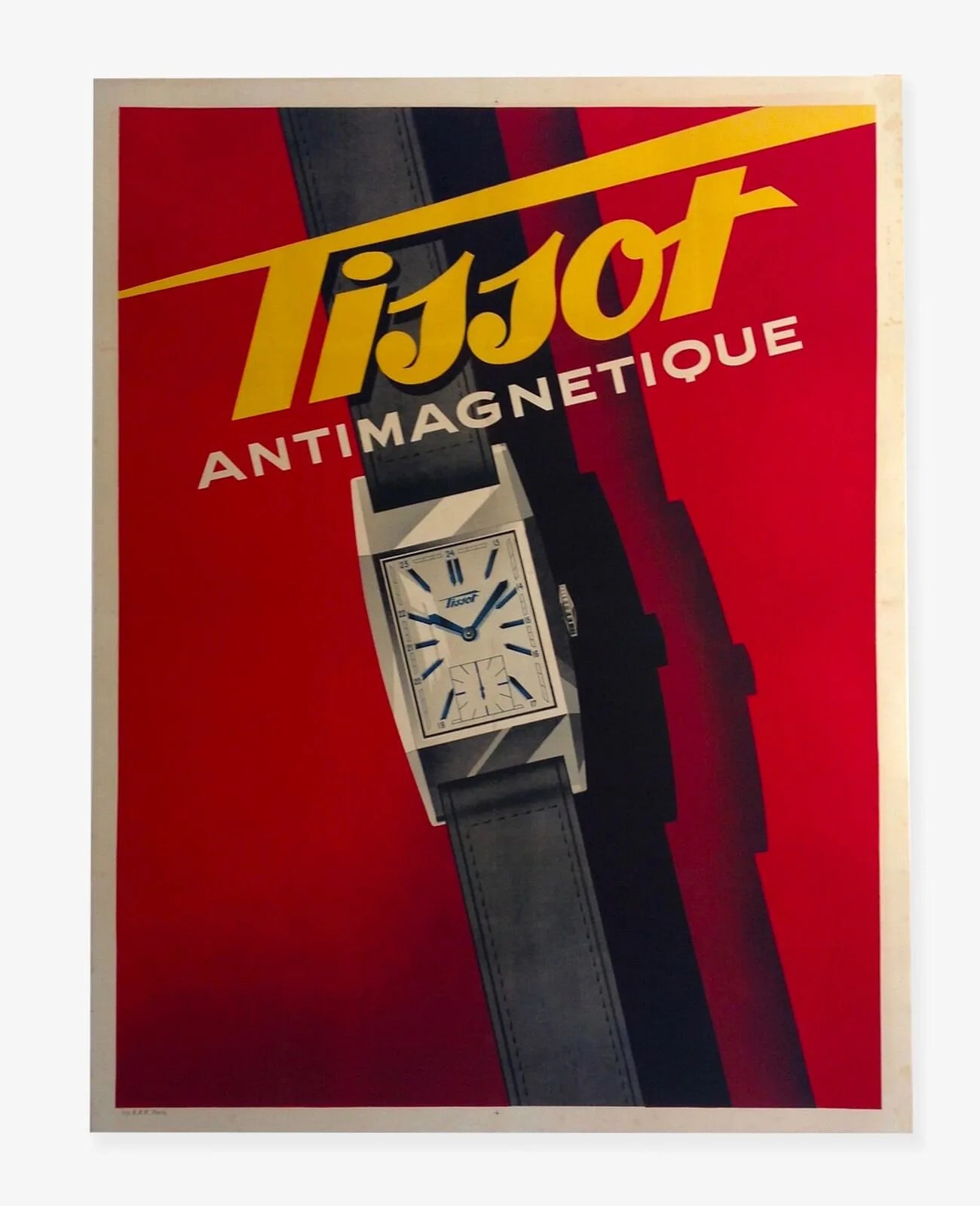Tissot-Antimagnetique-gear-patrol-ambiance-2