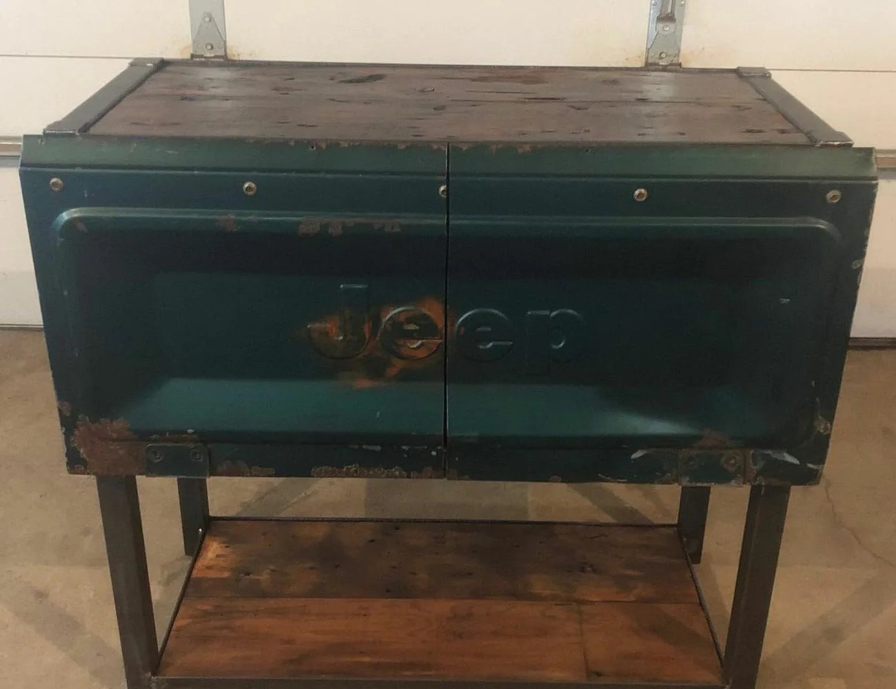 jeep-cabinet-gear-patrol