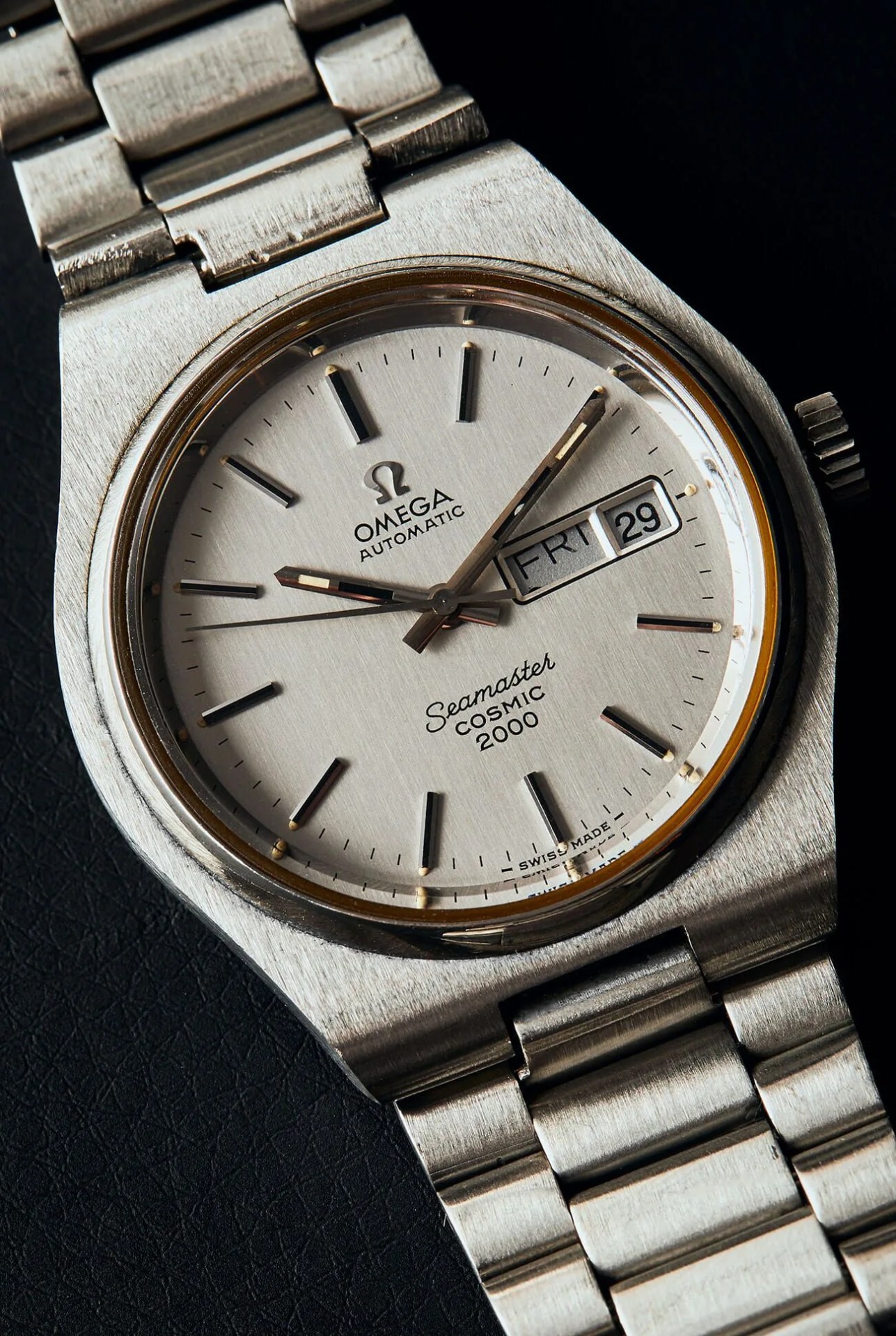 staff-watches-gear-patrol-2019-omega-seamaster-cosmic