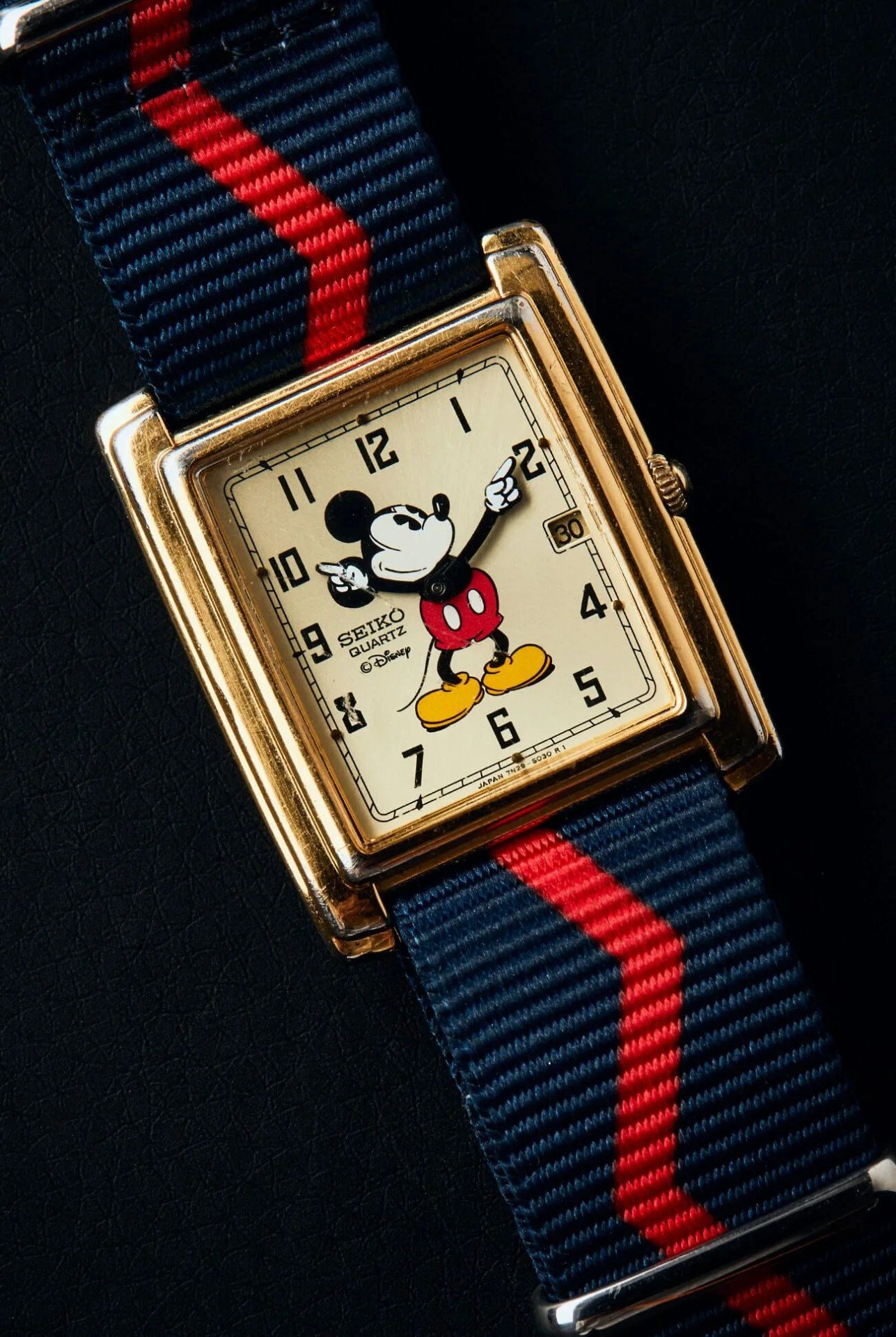 staff-watches-gear-patrol-2019-seiko-mickey