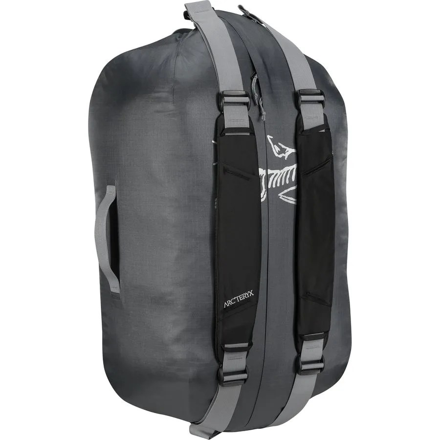 a black duffel bag with backpack straps