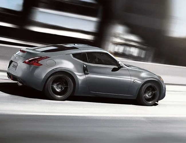 2018-nissan-370z-coupe-featured