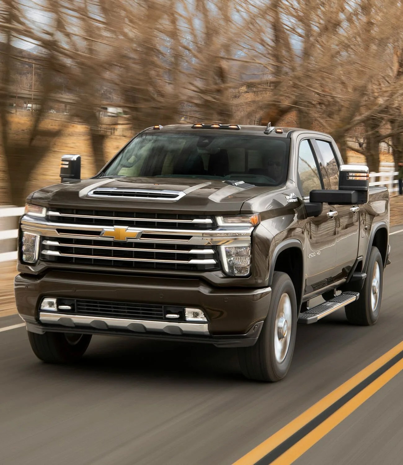 2020-Chevrolet-Silverado-2500HD-High-Country-Review-gear-patrol-ambiance-2